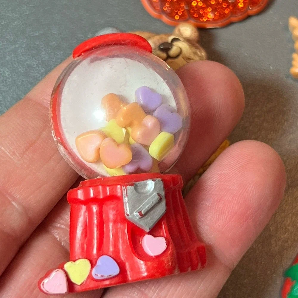 Huge Lot‎ Of 14 Vintage Hallmark Holiday Pins Thanksgiving Easter Halloween